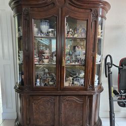 China Cabinet/gabinete...gratis\free