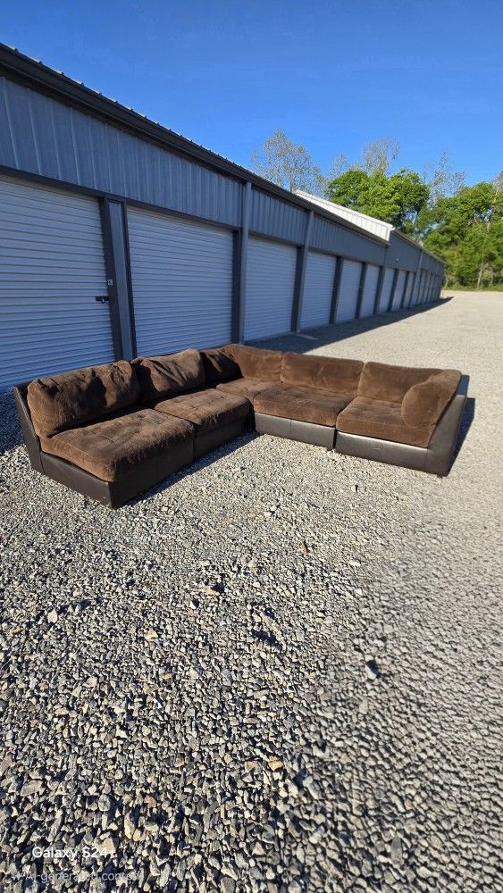Sectional couch