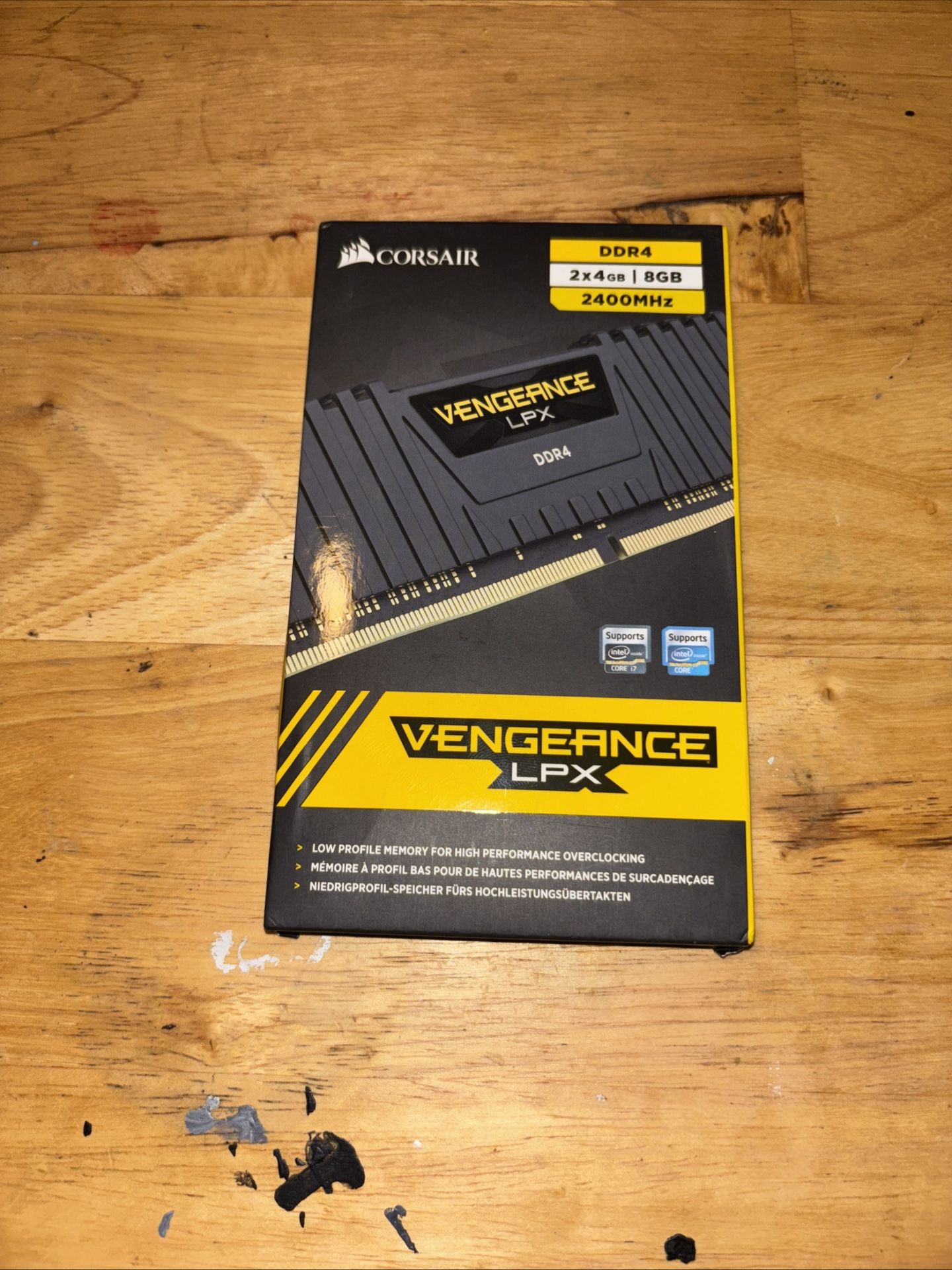 Corsair RAM Vengeance LPX DDR4 8GB 2X4GB 2400MHz