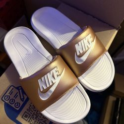 Nike Slides 