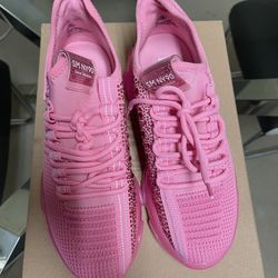 Size 8 Steve Madden brand new shoes for sell.
