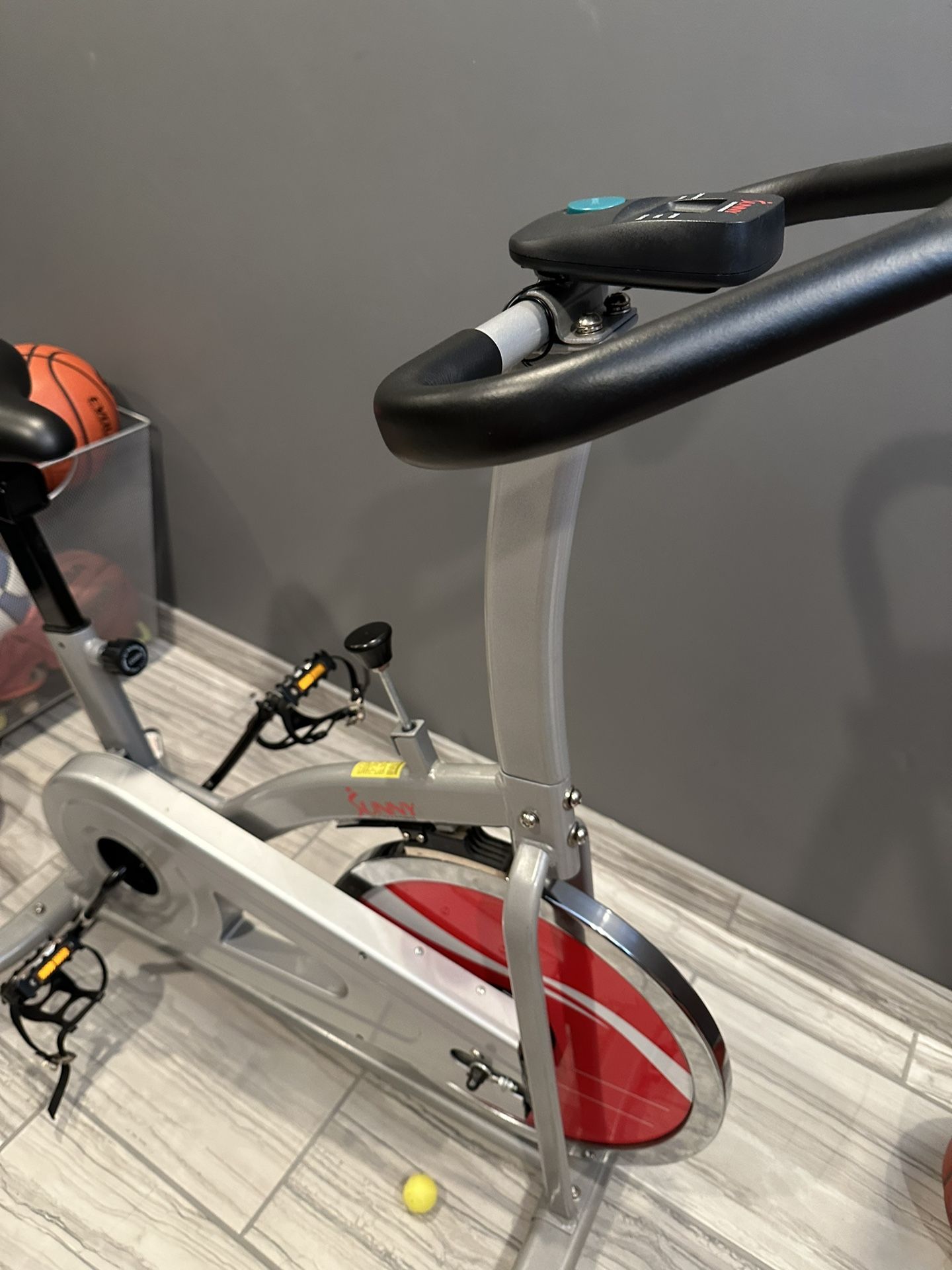 Spin Bike - $25 - Great Conditon