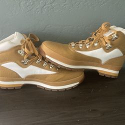 Timberland Wheat-Colored Mesh Hiking Boots Lace Up Mens Size 12