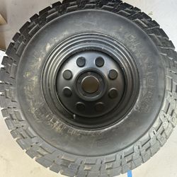 Jeep Cherokee XJ Tire
