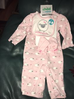 Brand new 3/6 months girls outfit