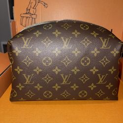 Louis Vuitton Luggage - Authentic! for Sale in Redmond, WA - OfferUp