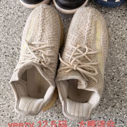 yeezy kid shoe size 12.5