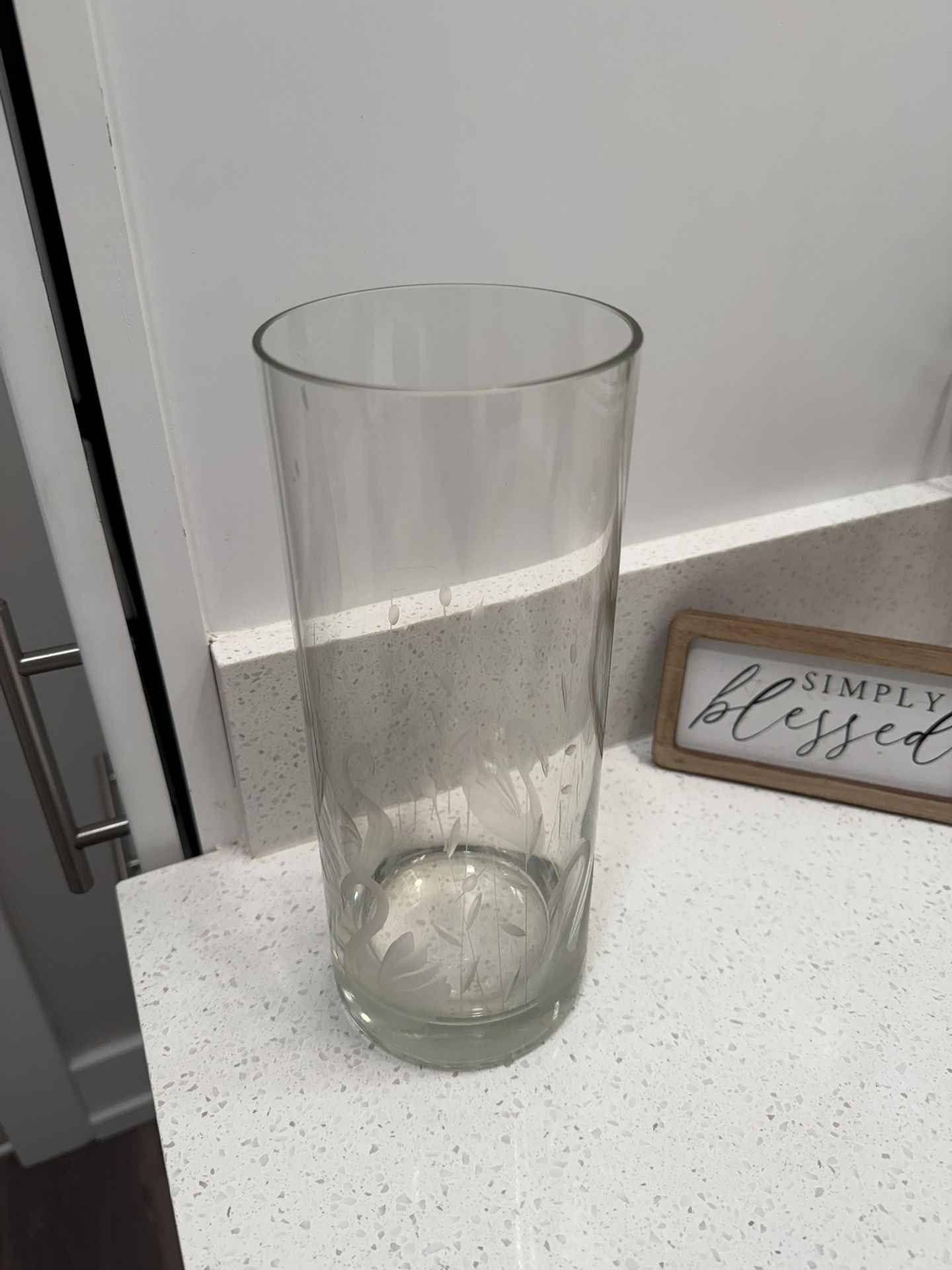 Princess house swan vase