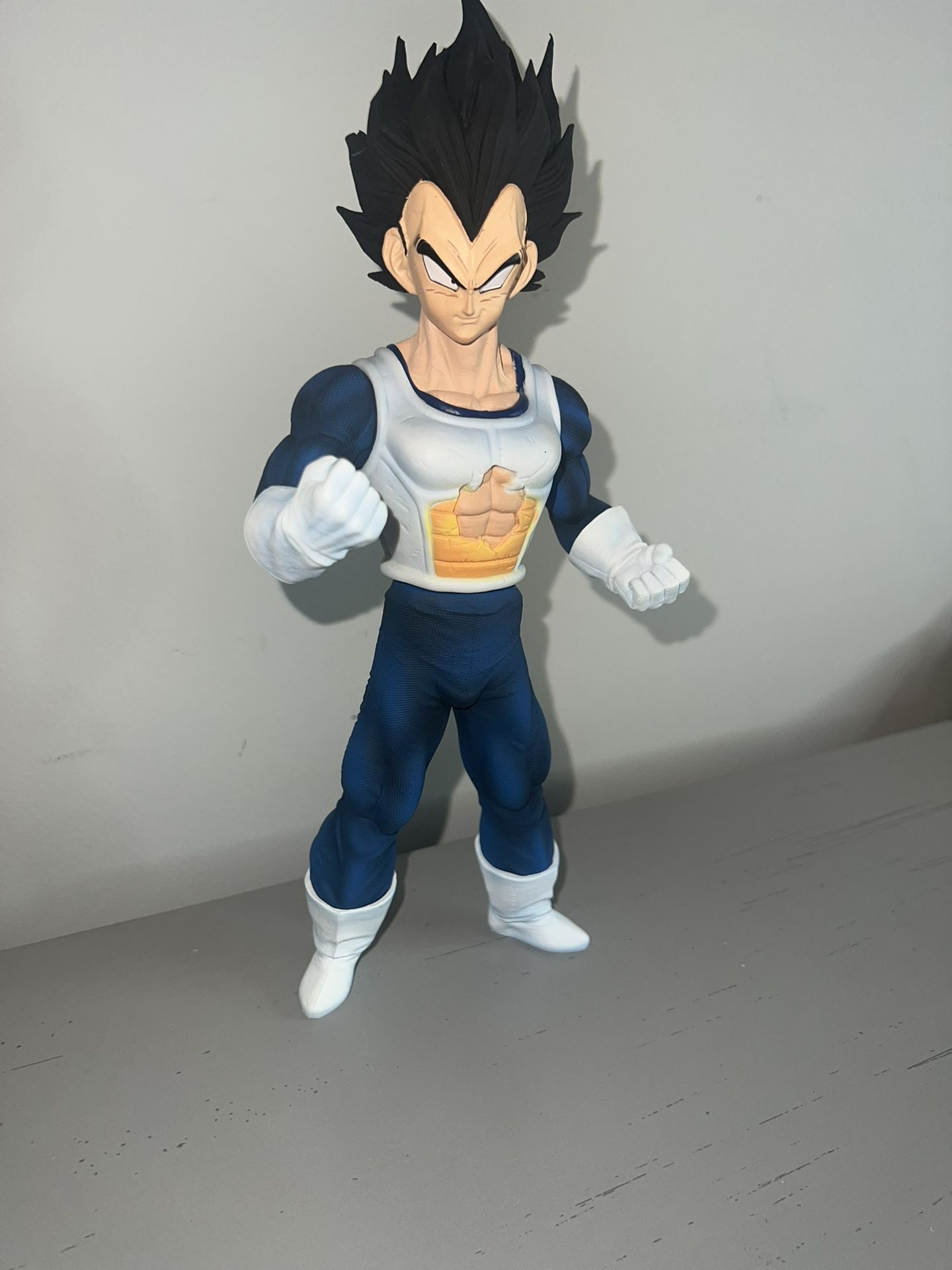 Dragon Ball Z Vegeta 2 Piece Anime Figure Statue (Saiyan Armor, Normal Form)