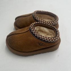 Ugg Australia Kids Tasman II  Slippers Size 6 UK 5 Chestnut