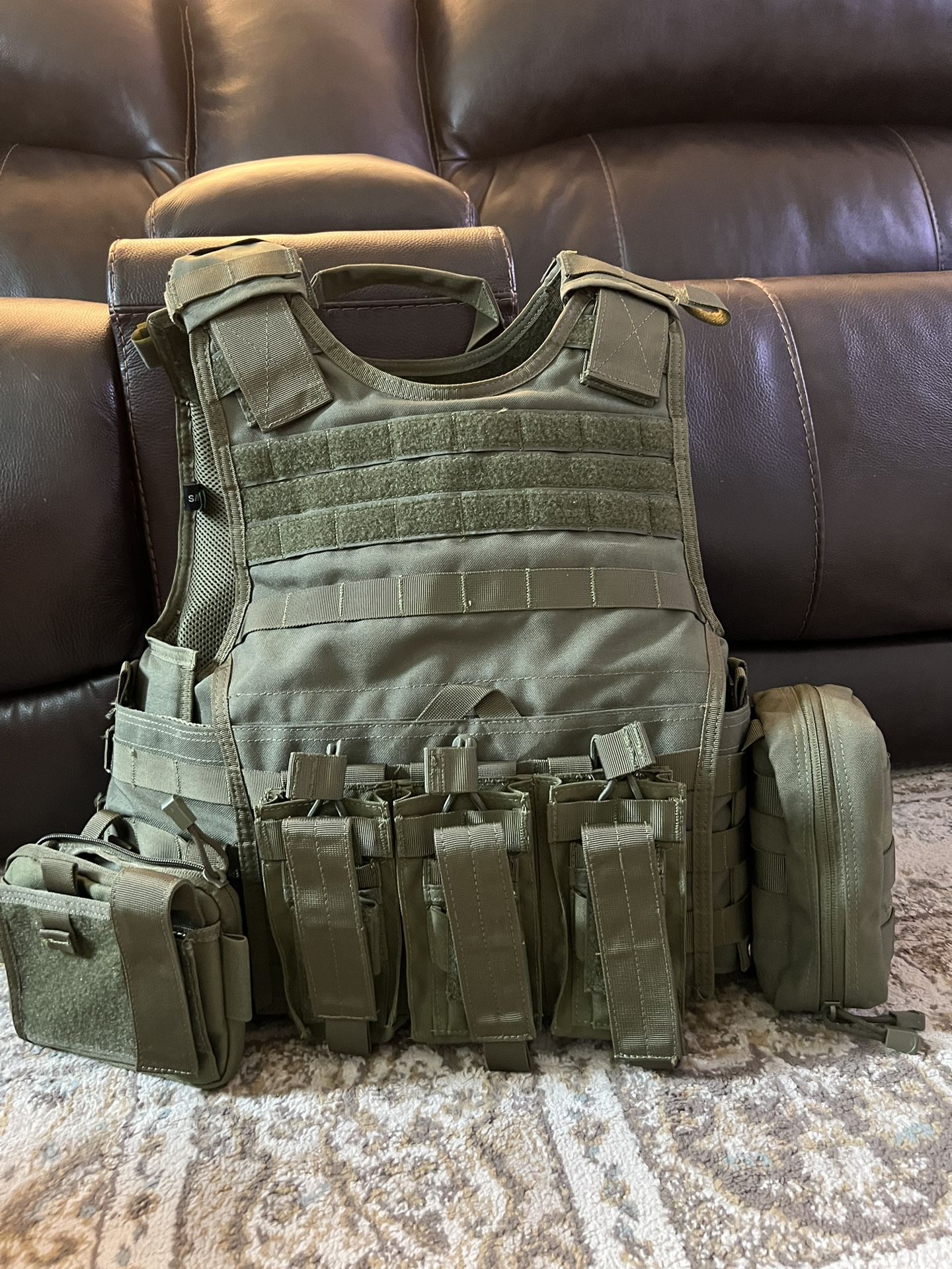 Tactical Outer Vest Carrier