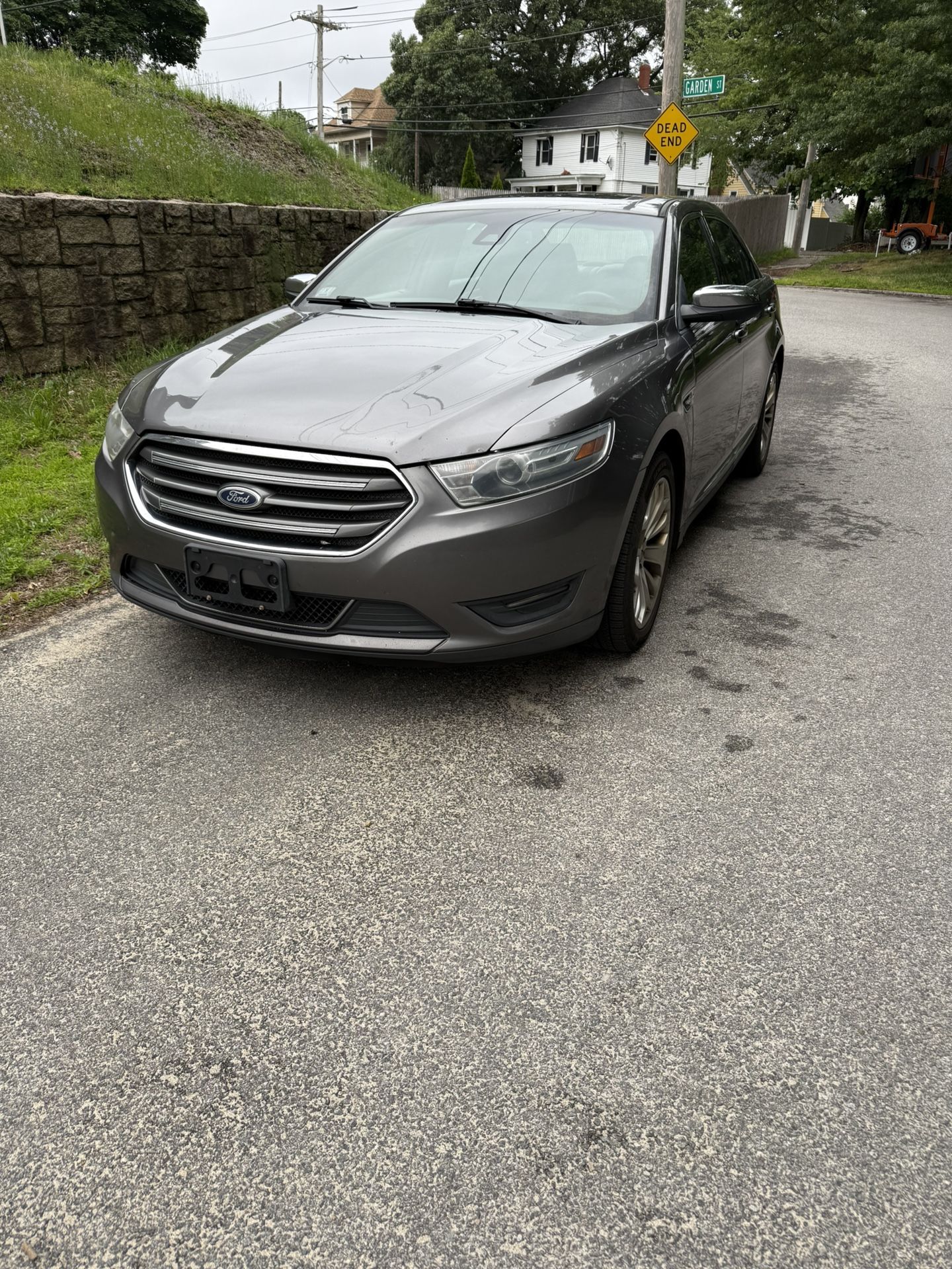 2014 Ford Taurus