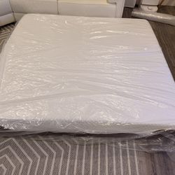 Memory foam gel king   Mattress