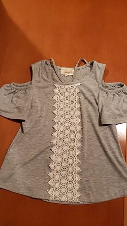 Girl's Cold Shoulder Top