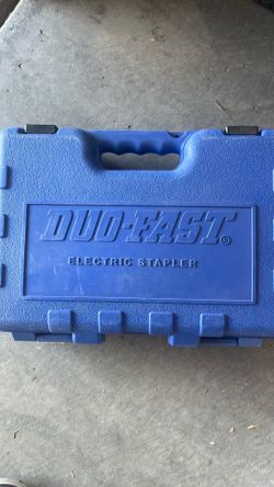 Carpet stapler