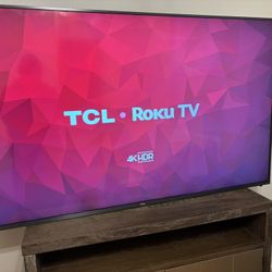 TCL 4k HDR Roku Tv . 65 Inches Needs Remote 