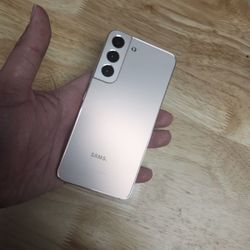 Samsung Galaxy S22 PLUS 5g (128GB) Unlocked  Liberado Para Cualquier Compañía