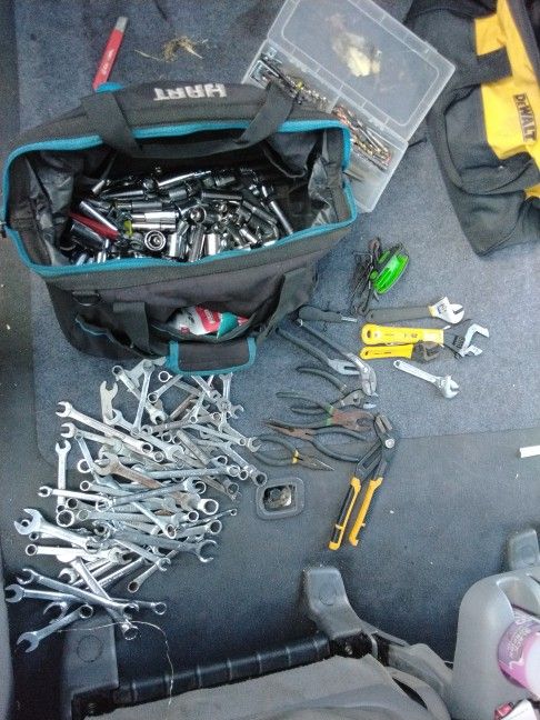Sockets, Socket Wrenches, Wrenches, Alan Wrenches Plyiers Drill Bits, Screw Bitts