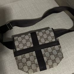 Gucci Crossbody bag