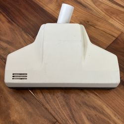 VACUUM IN WALL  FLOOR BRUSH 