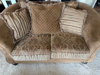 FREE Living Room Set: Sofa, Loveseat, Chaise & Ottoman