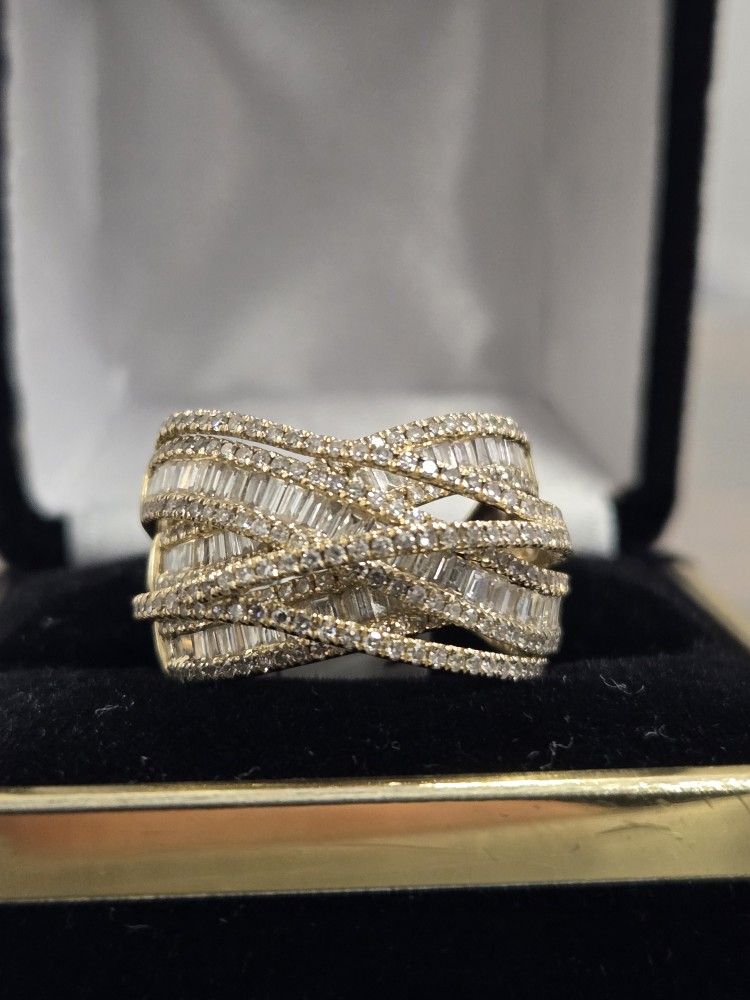 14kt Diamond Cluster Ring