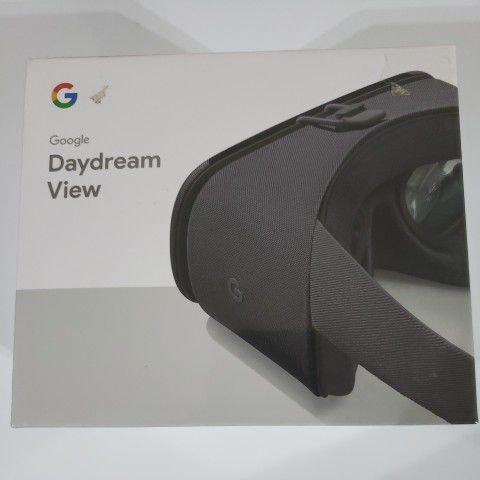 Google Daydream View (2017) Virtual Reality Charcoal Headset.