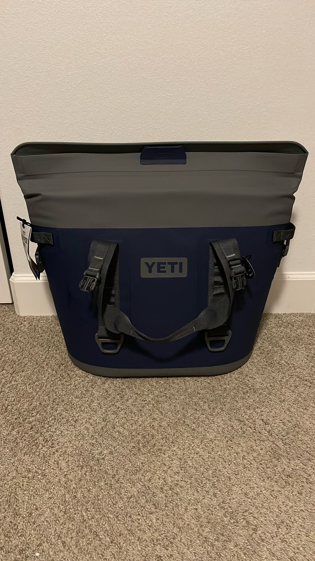 M30 TOTE SOFT COOLER