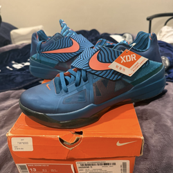 Nike KD 4 year of dragon size 13