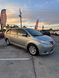 2014 Toyota Sienna