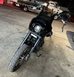 Lowrider S 2021