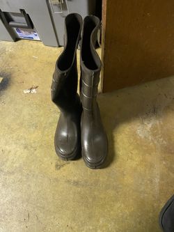 Size 8 boots