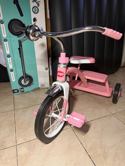 RADIO FLYER 12” CLASSIC PINK TRICYCLE