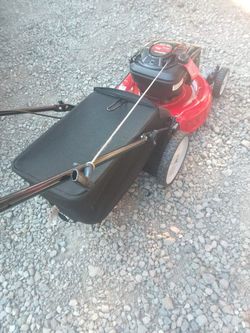 Lawnmower Excellent condition new style push, lawnmower, affordable, reliable