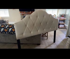 Tufted cream queen headboard