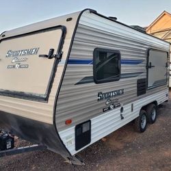 2018 Sportsmen 20 ft hybrid camp trailer sleeps 8-10 3100lbs no tax