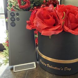 Samsung Galaxy S22 Ultra T-Mobile 512GB - Refurbished!