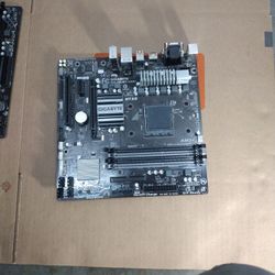 GIGABYTE GA-78LMT-USB3 R2 MOTHERBOARD  - USED !!!