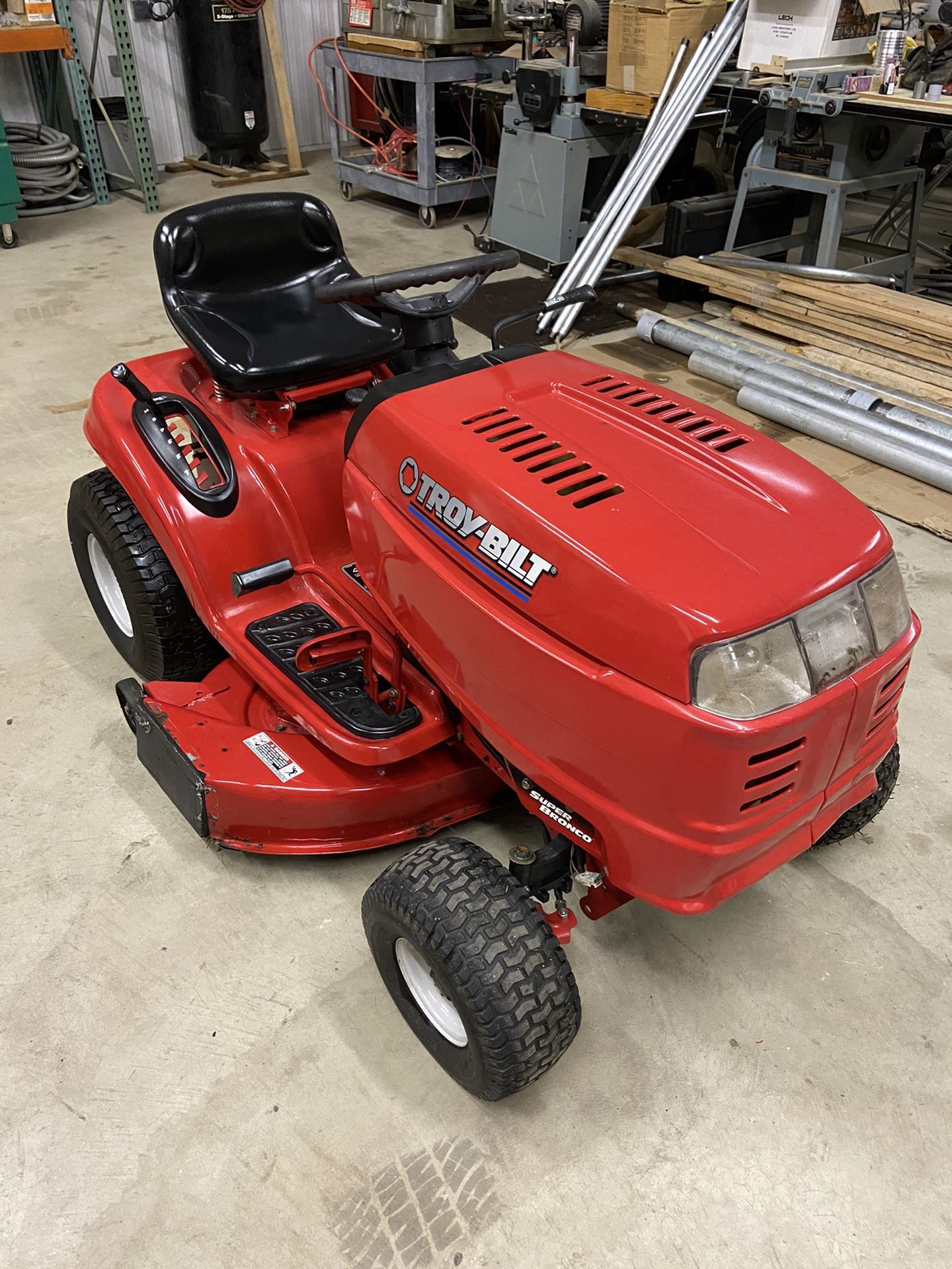 Troy Bilt 42” Automatic Riding Mower 