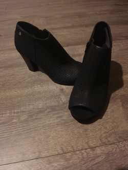 Giani Bernini High Heels Size 7.5
