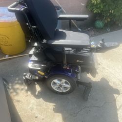 Electric Wheelchair