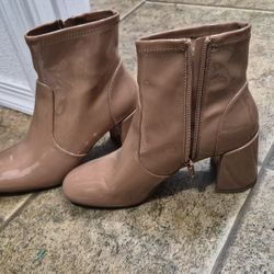 Ladies Boots