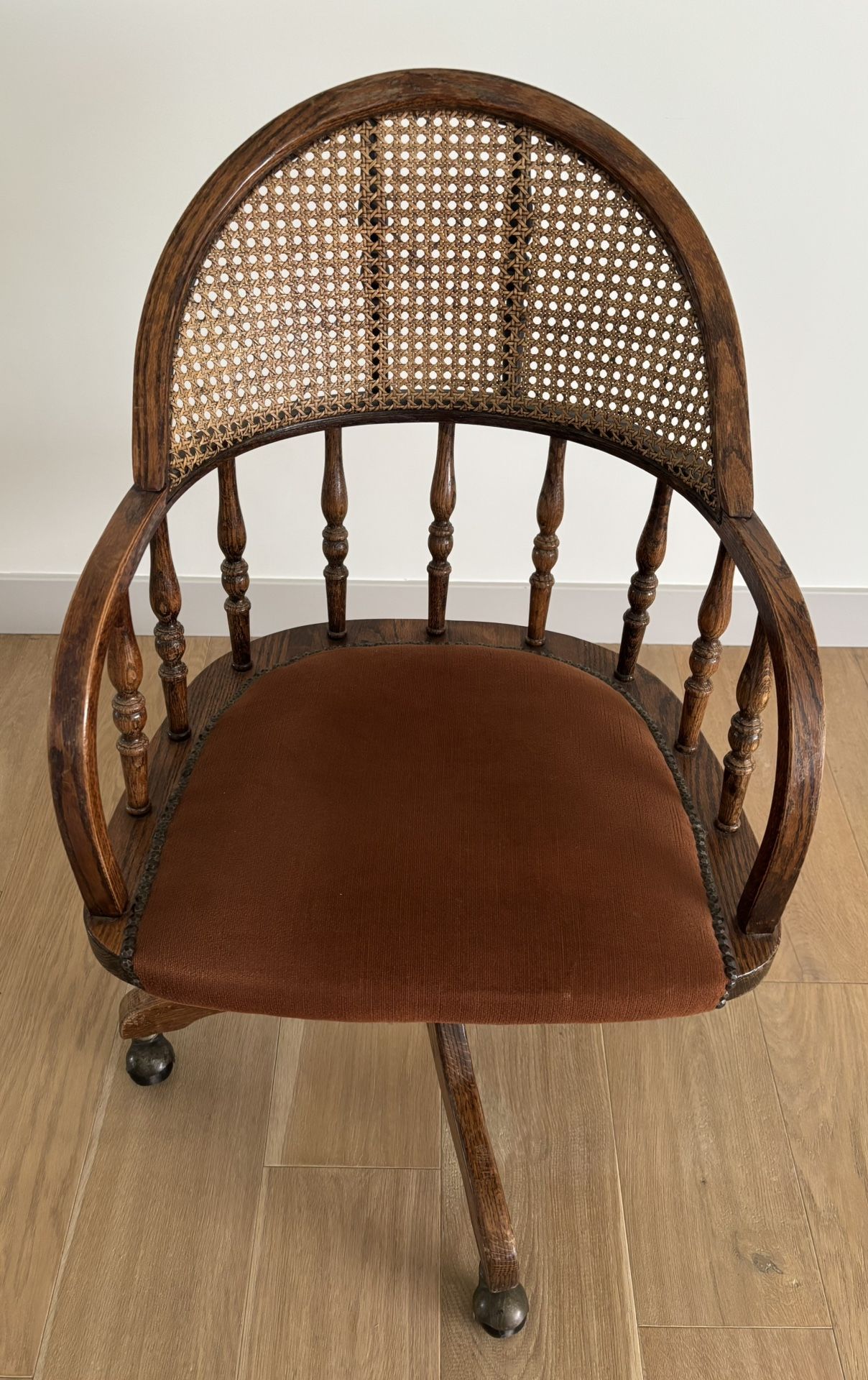 Wooden Chair With Wheels