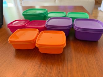 Plastic containers Set