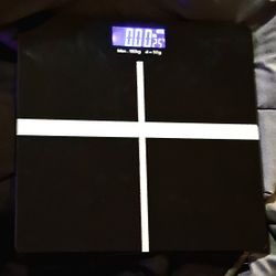 Black Weight Scale Max . 180kg d = 50g 