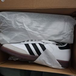 Adidas Sambas  