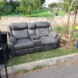 Pick Me Up Before It Rains!