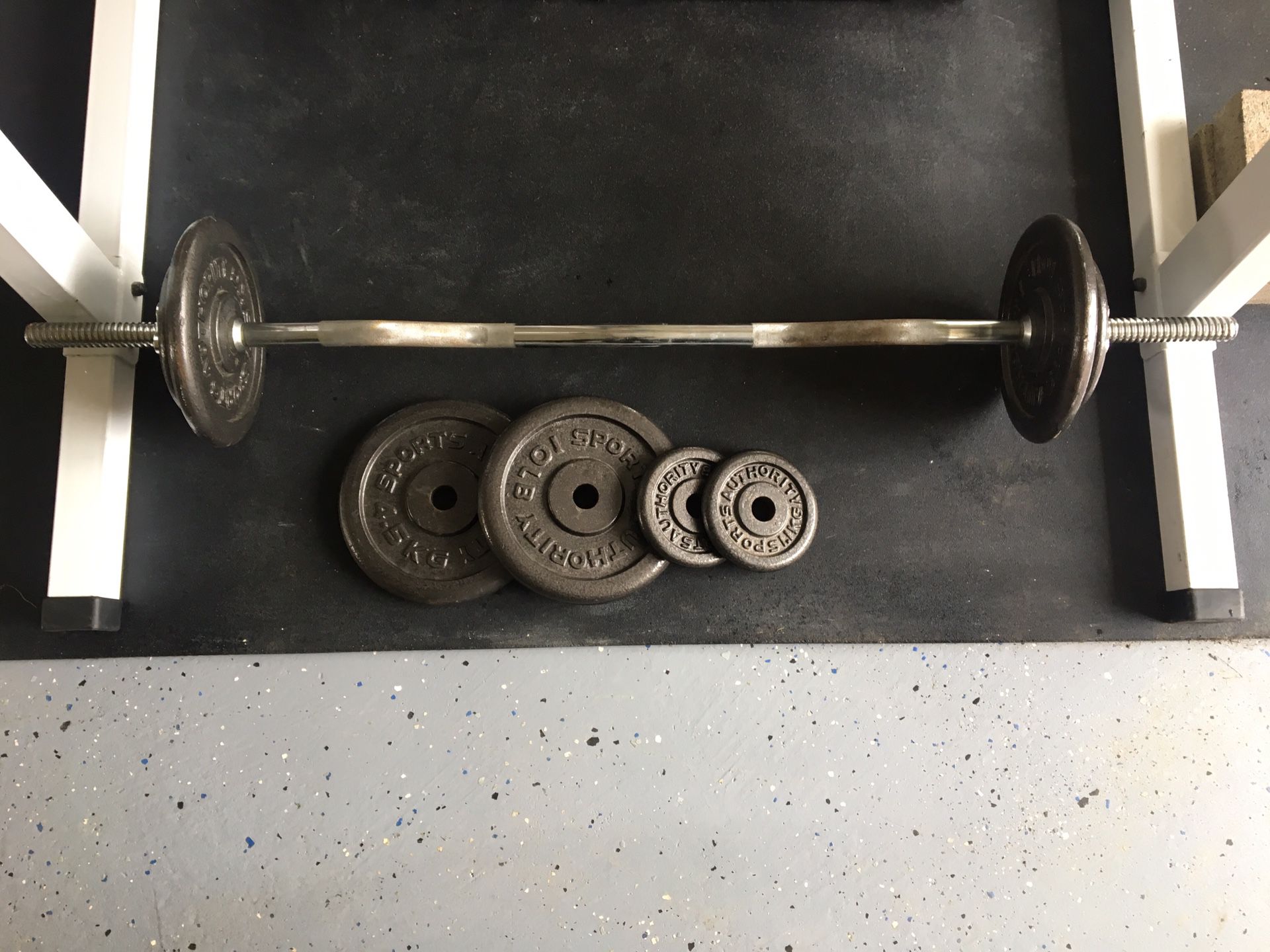 Curl bar and 55lb weights