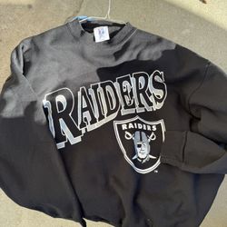 Vintage LA Raiders Crew Neck Sweaters