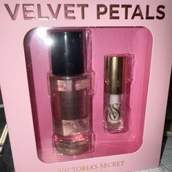 VS Velvet Petals Set